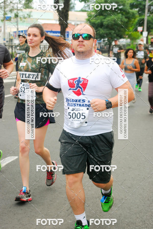 Buy your photos of the eventCorrida do Exrcito  - 100 Anos do Regimento Deodoro on Fotop