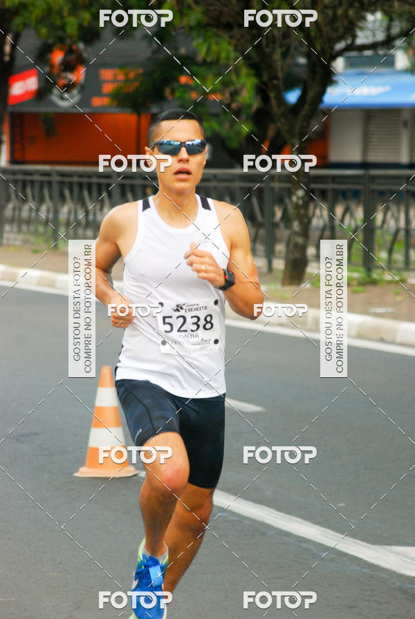 Buy your photos of the eventCorrida do Exrcito  - 100 Anos do Regimento Deodoro on Fotop