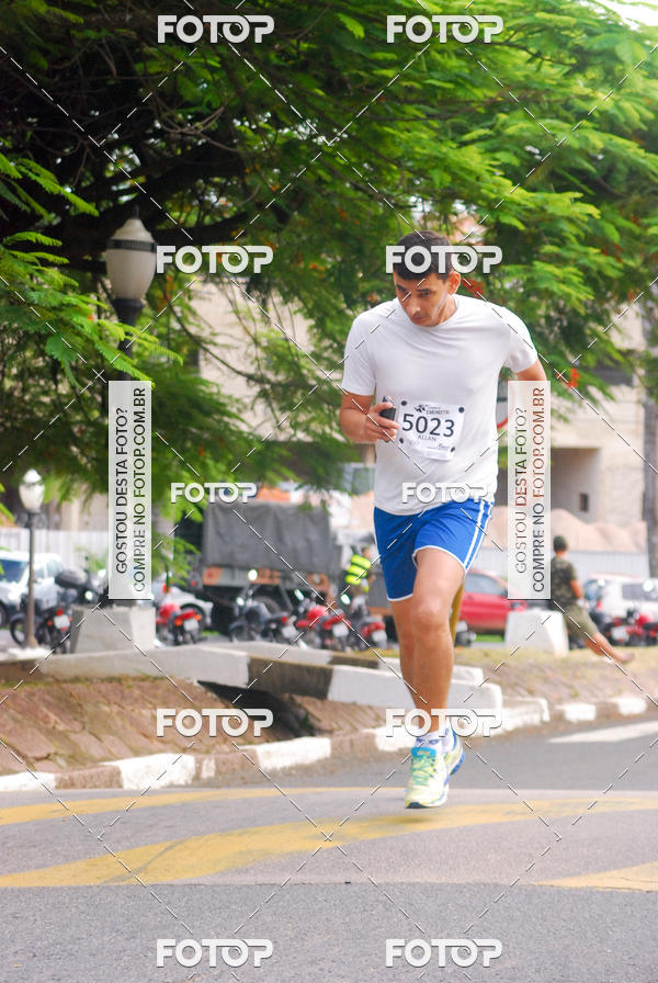 Buy your photos of the eventCorrida do Exrcito  - 100 Anos do Regimento Deodoro on Fotop
