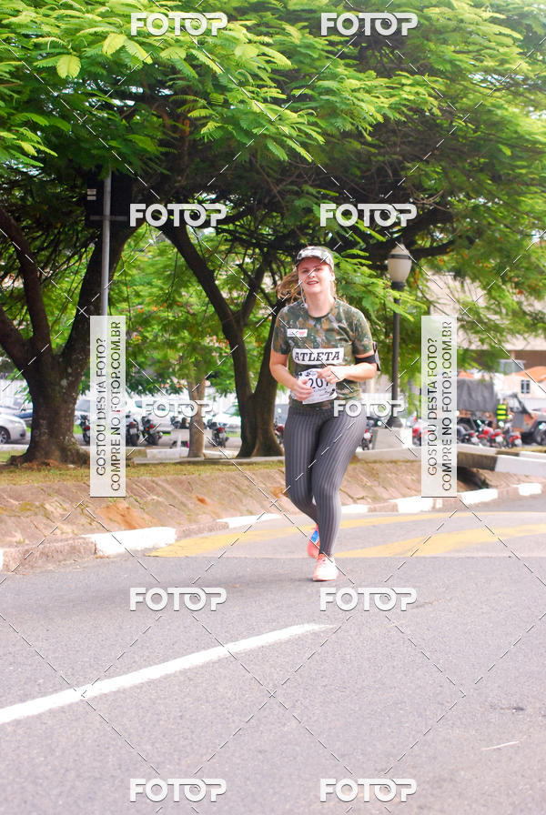 Buy your photos of the eventCorrida do Exrcito  - 100 Anos do Regimento Deodoro on Fotop