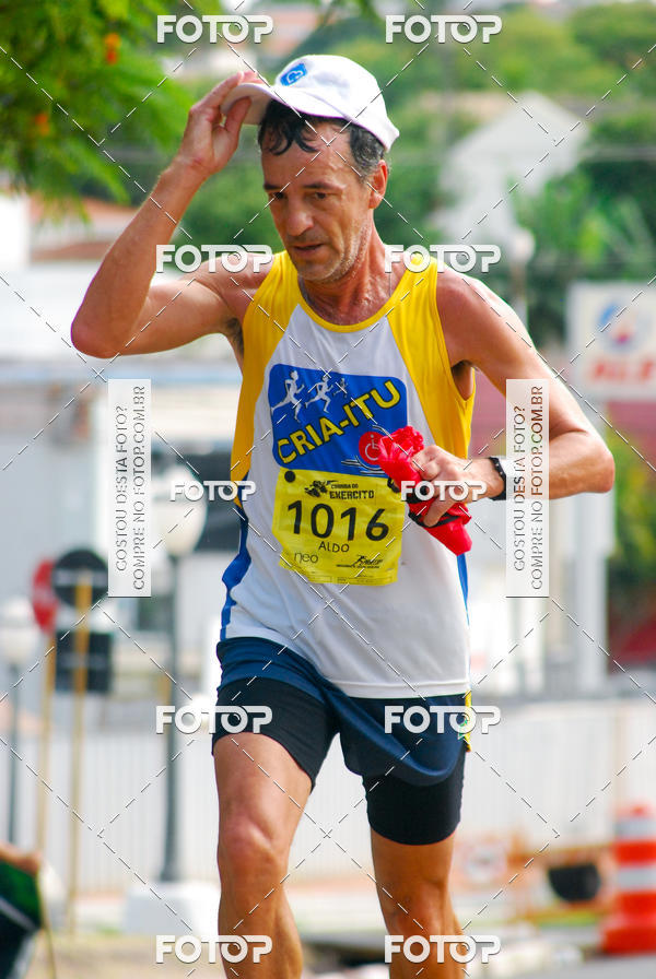 Buy your photos of the eventCorrida do Exrcito  - 100 Anos do Regimento Deodoro on Fotop