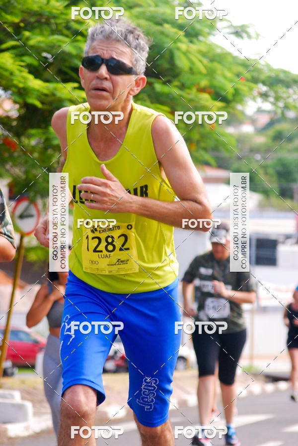 Buy your photos of the eventCorrida do Exrcito  - 100 Anos do Regimento Deodoro on Fotop