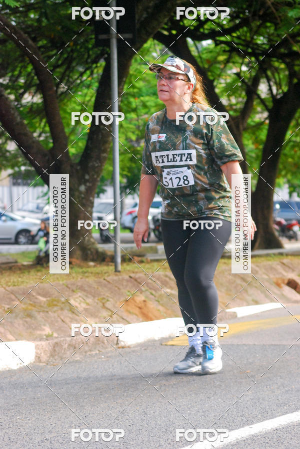 Buy your photos of the eventCorrida do Exrcito  - 100 Anos do Regimento Deodoro on Fotop