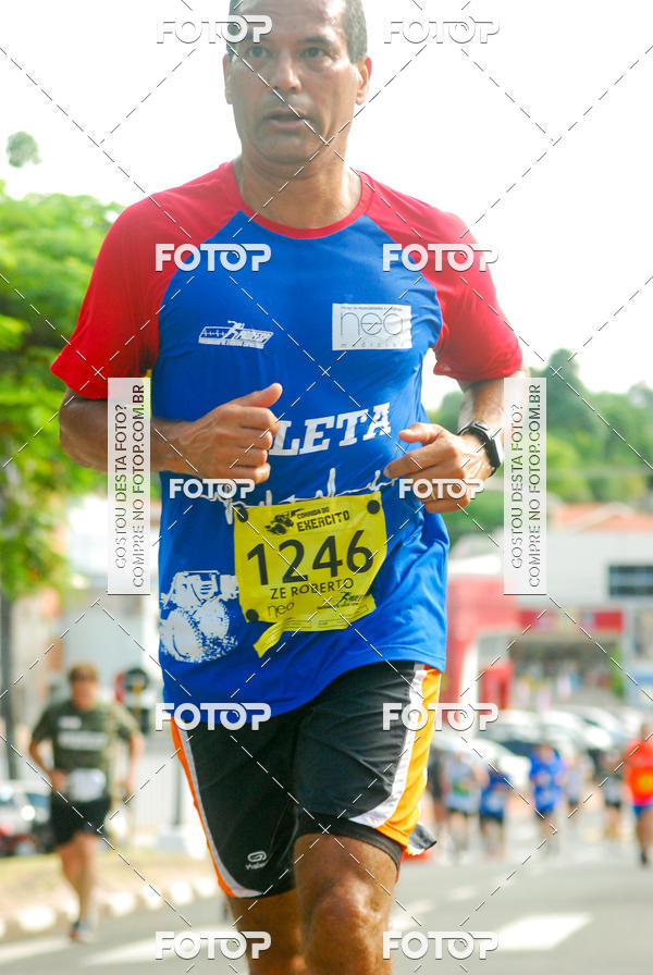 Buy your photos of the eventCorrida do Exrcito  - 100 Anos do Regimento Deodoro on Fotop