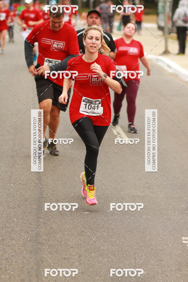 Buy your photos of the eventSantander Track & Field Run Series - Vila Nova Conceio on Fotop
