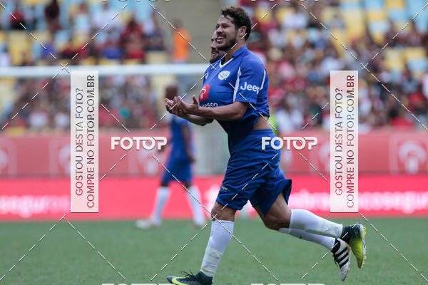 Compra tus fotos del eventoJogo das Estrelas (Zico) - Maracan� - 27/12/2017 En Fotop