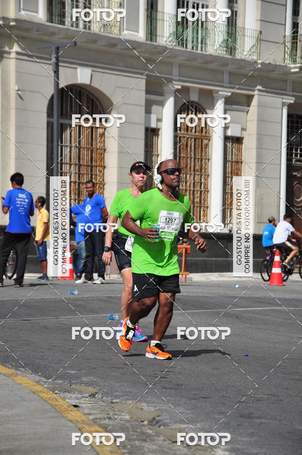 Buy your photos of the event15 Corrida das Pontes do Recife on Fotop