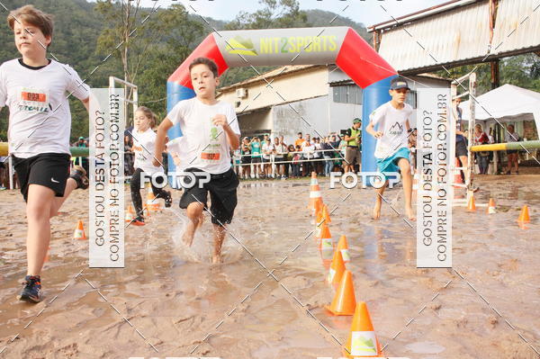 Buy your photos of the eventTrail running on Fotop