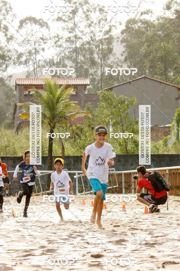 Buy your photos of the eventTrail running on Fotop