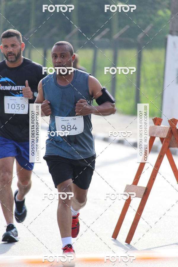 Buy your photos of the event1 RUNFASTER on Fotop