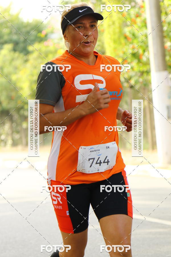 Buy your photos of the event1 RUNFASTER on Fotop