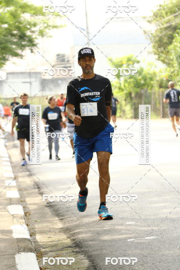 Buy your photos of the event1 RUNFASTER on Fotop