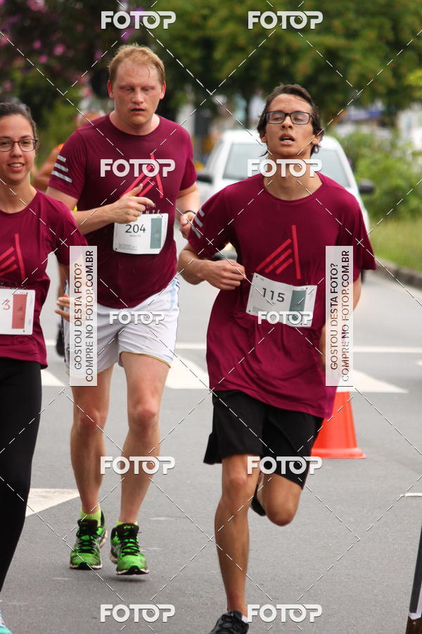 Buy your photos of the eventCorrida da Ponte 2018 on Fotop