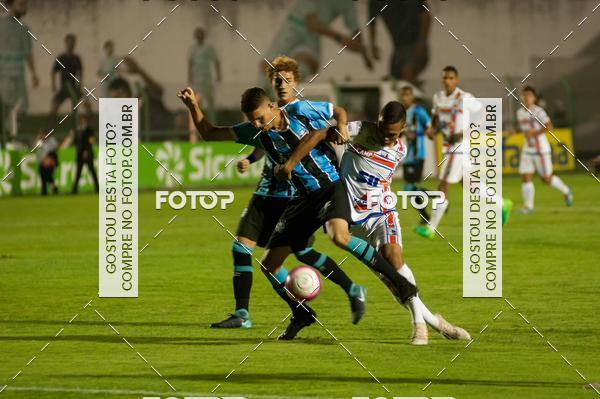Buy your photos of the eventCopa S�o Paulo de Futebol Junior - Guarulhos x Gr�mio on Fotop