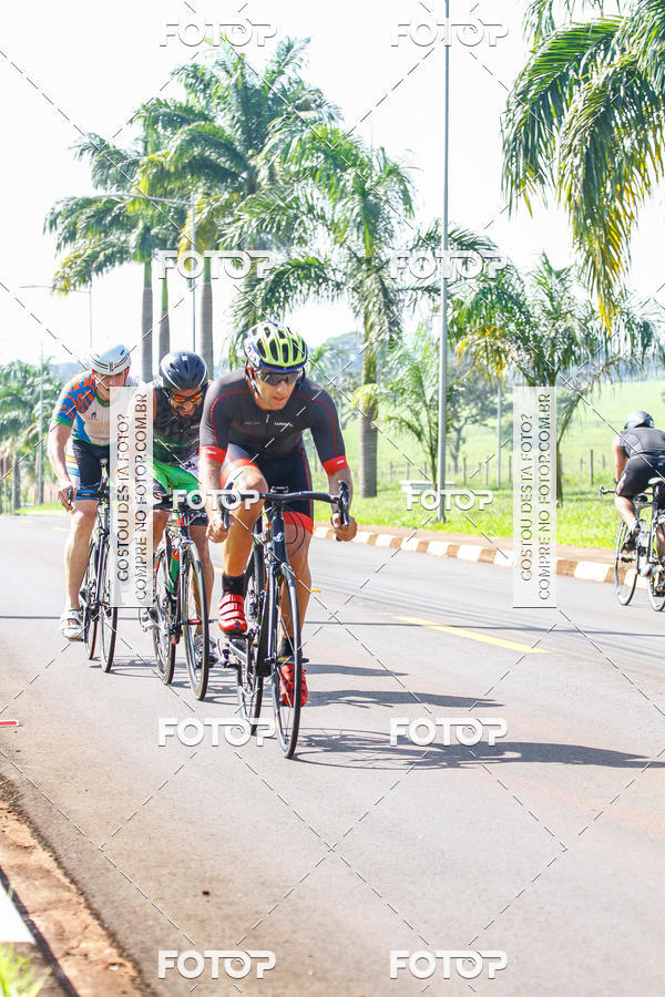 Acquista le foto dell'eventoTriathlon Series USP Pirassununga in Fotop