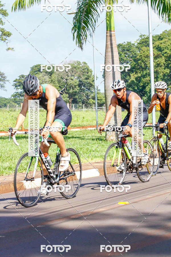 Compra tus fotos del eventoTriathlon Series USP Pirassununga En Fotop