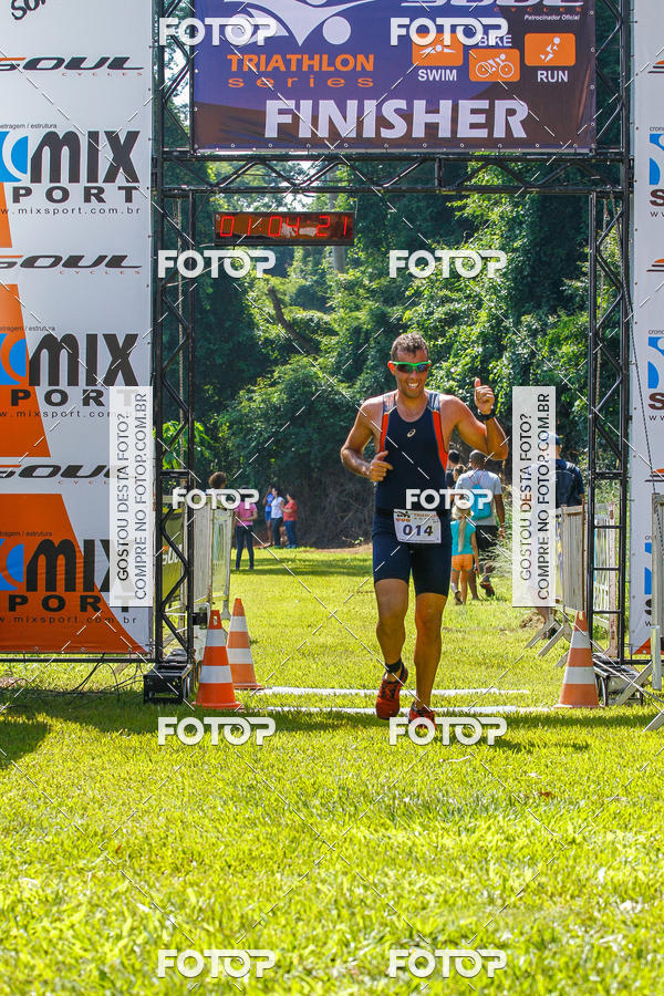 Compra tus fotos del eventoTriathlon Series USP Pirassununga En Fotop