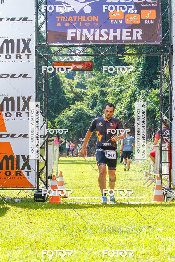 Acquista le foto dell'eventoTriathlon Series USP Pirassununga in Fotop