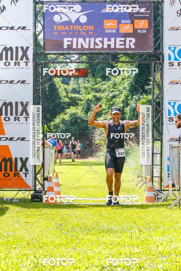Acquista le foto dell'eventoTriathlon Series USP Pirassununga in Fotop