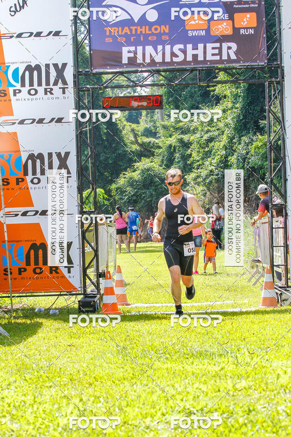 Acquista le foto dell'eventoTriathlon Series USP Pirassununga in Fotop