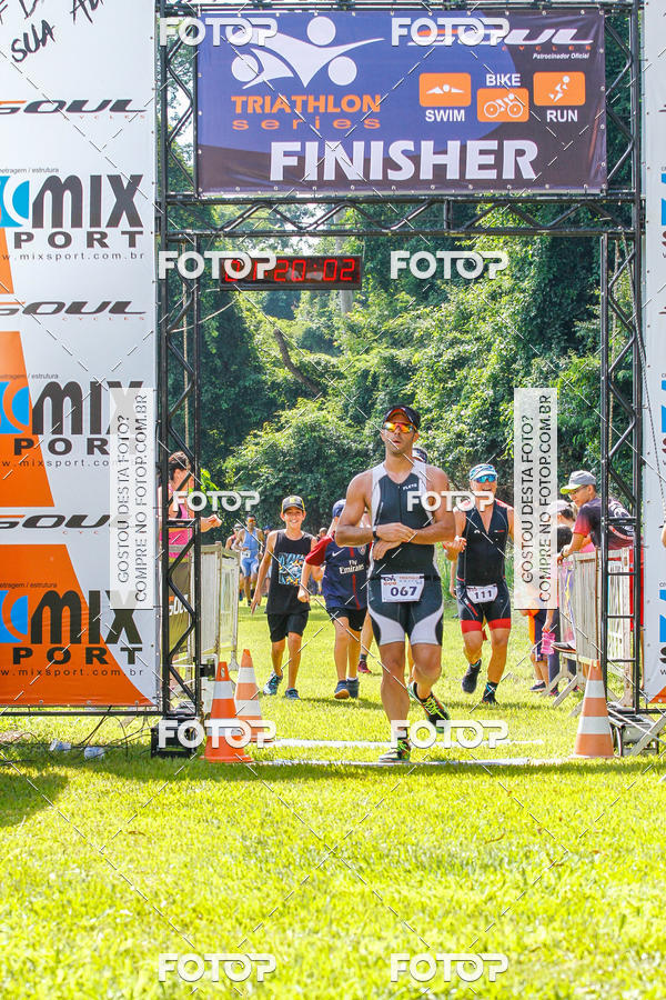 Acquista le foto dell'eventoTriathlon Series USP Pirassununga in Fotop