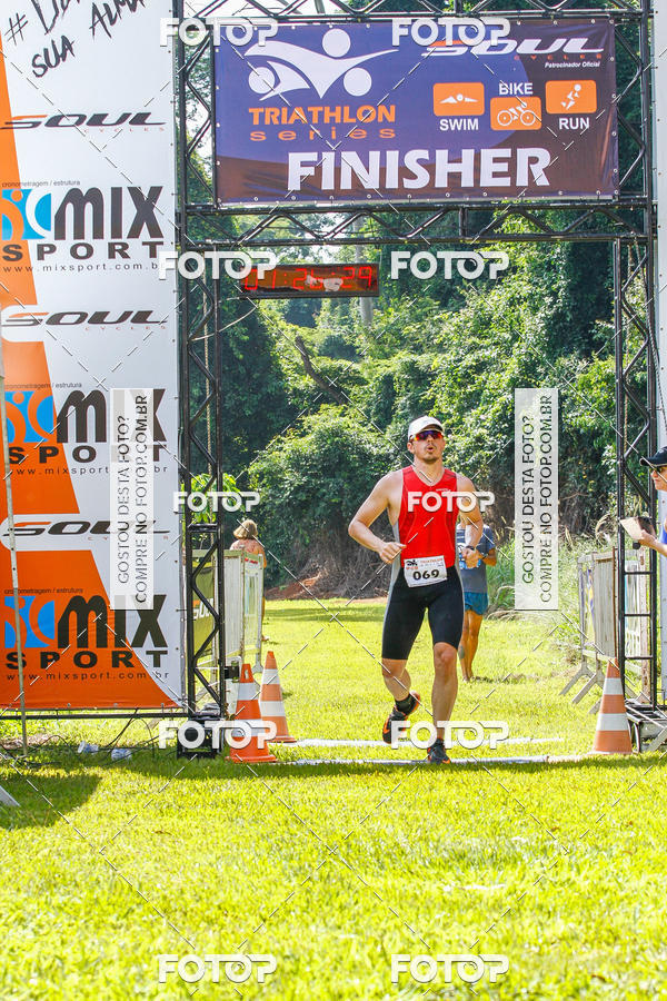 Acquista le foto dell'eventoTriathlon Series USP Pirassununga in Fotop