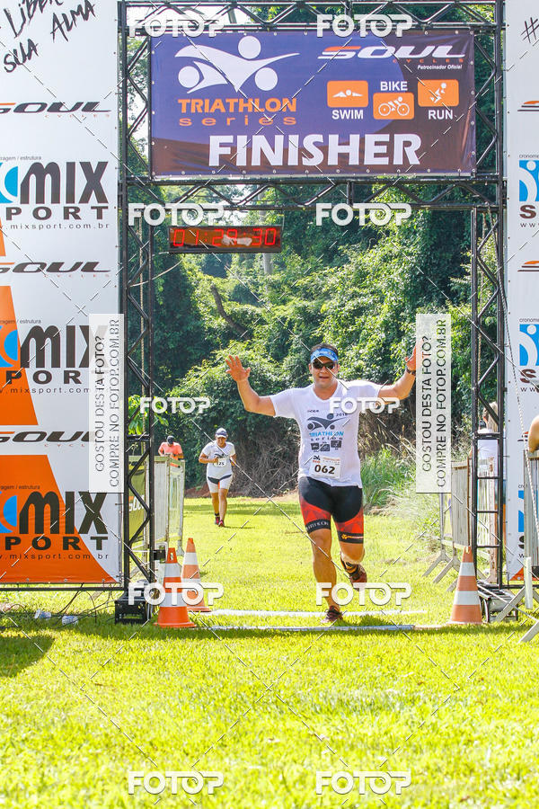 Acquista le foto dell'eventoTriathlon Series USP Pirassununga in Fotop