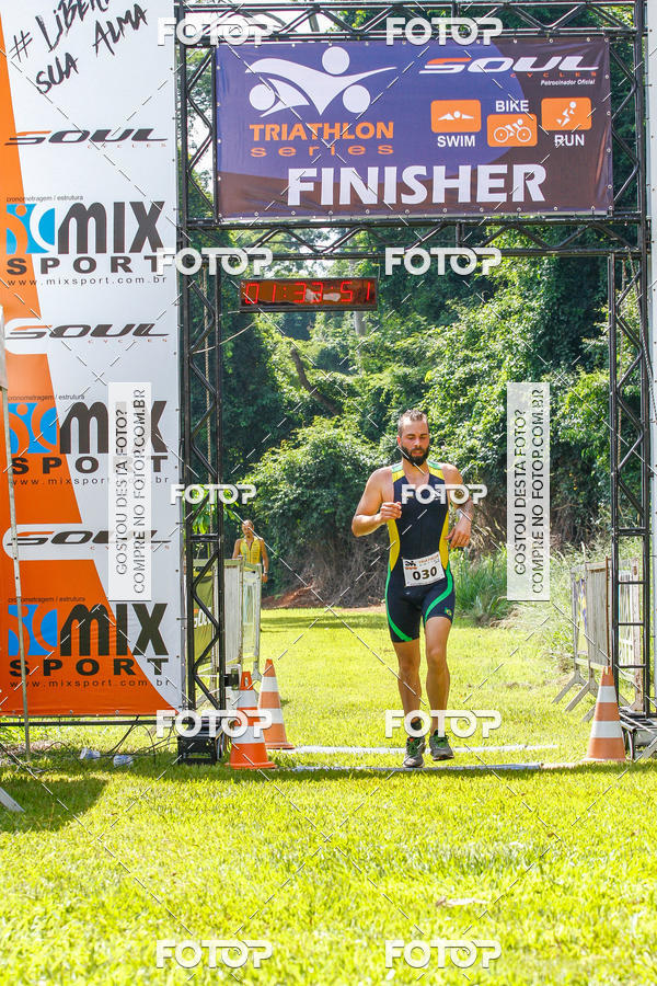 Acquista le foto dell'eventoTriathlon Series USP Pirassununga in Fotop