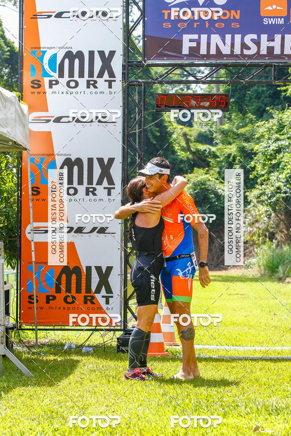 Acquista le foto dell'eventoTriathlon Series USP Pirassununga in Fotop