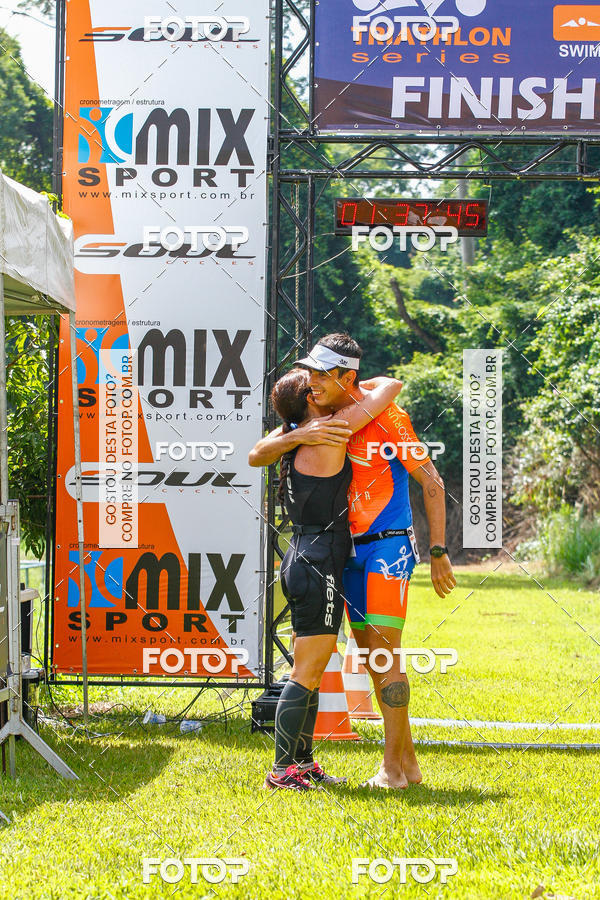 Acquista le foto dell'eventoTriathlon Series USP Pirassununga in Fotop
