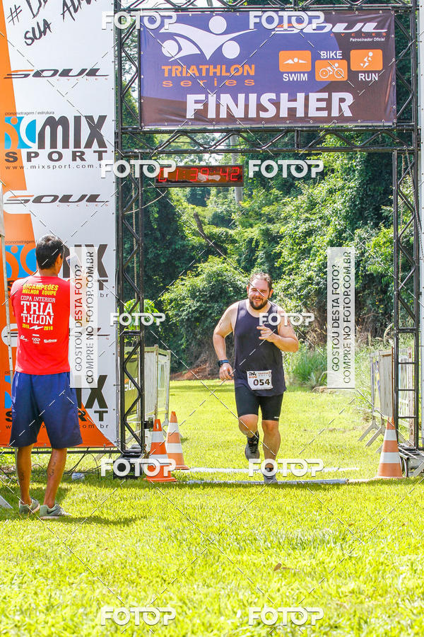 Acquista le foto dell'eventoTriathlon Series USP Pirassununga in Fotop