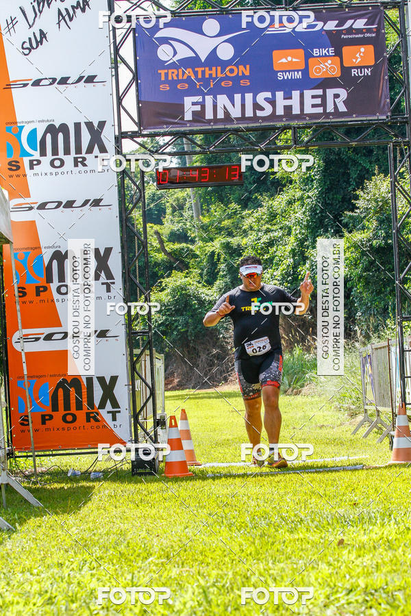 Acquista le foto dell'eventoTriathlon Series USP Pirassununga in Fotop