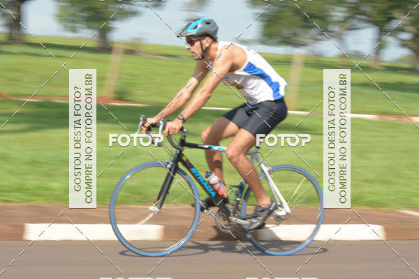 Buy your photos of the eventTriathlon Series USP Pirassununga on Fotop