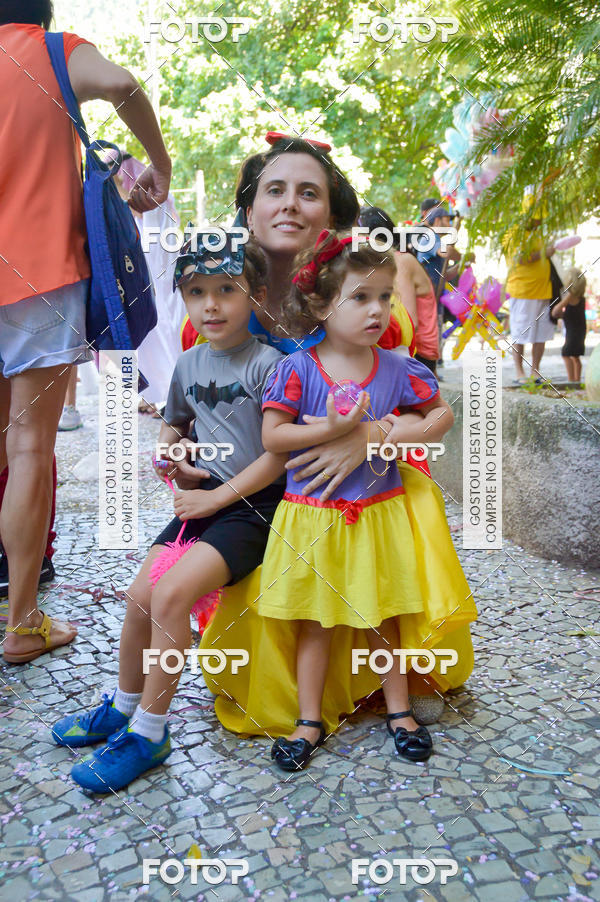 Buy your photos of the eventBloco S� Pereira Infantil on Fotop