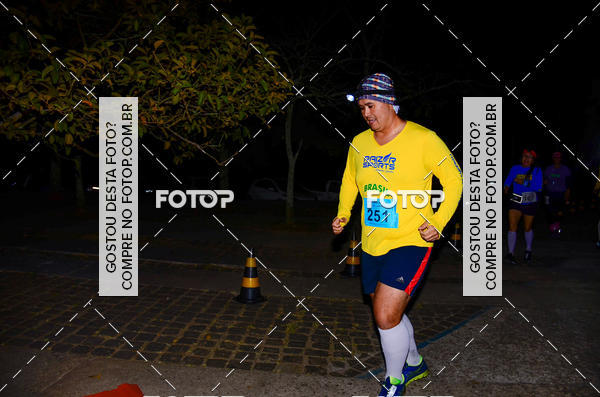Buy your photos of the eventMeia Maratona Pico do Jaragu - Circuito Caminhos do Mar on Fotop