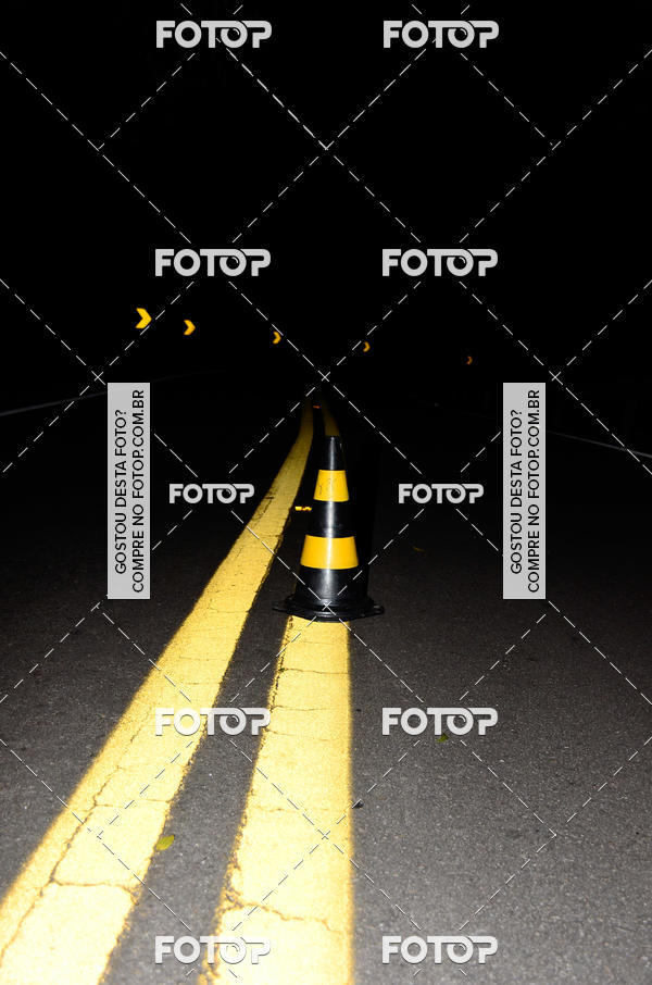 Buy your photos of the eventMeia Maratona Pico do Jaragu - Circuito Caminhos do Mar on Fotop