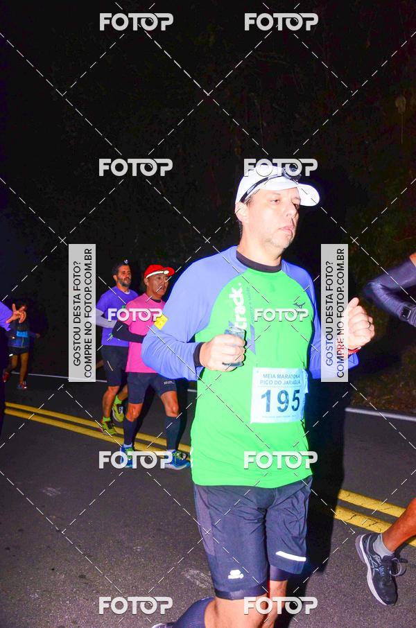 Buy your photos of the eventMeia Maratona Pico do Jaragu - Circuito Caminhos do Mar on Fotop