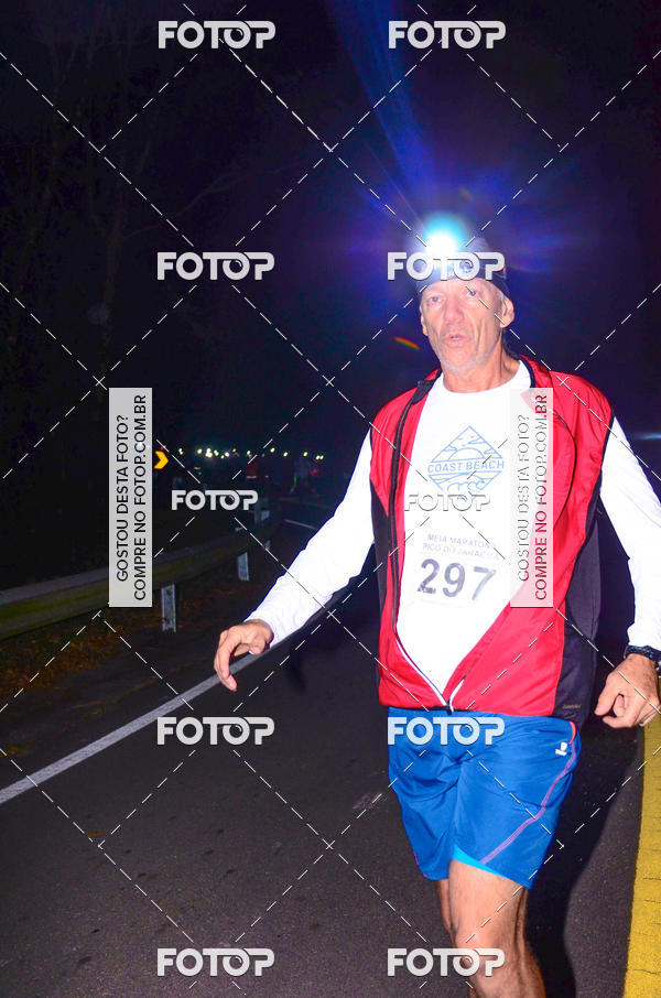 Buy your photos of the eventMeia Maratona Pico do Jaragu - Circuito Caminhos do Mar on Fotop