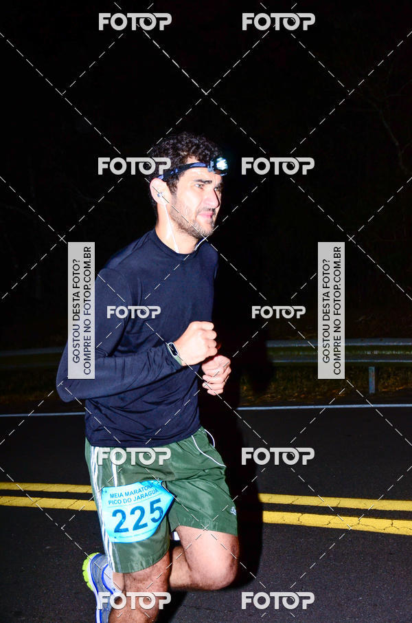 Buy your photos of the eventMeia Maratona Pico do Jaragu - Circuito Caminhos do Mar on Fotop