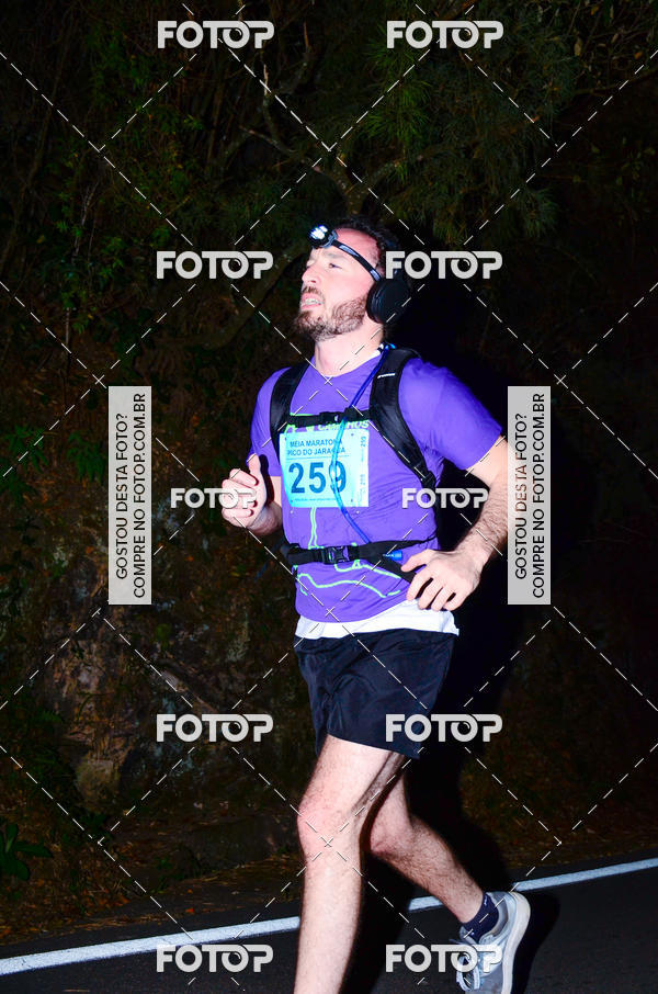 Buy your photos of the eventMeia Maratona Pico do Jaragu - Circuito Caminhos do Mar on Fotop