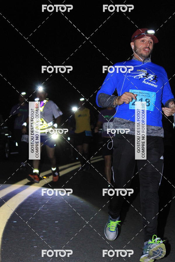 Buy your photos of the eventMeia Maratona Pico do Jaragu - Circuito Caminhos do Mar on Fotop