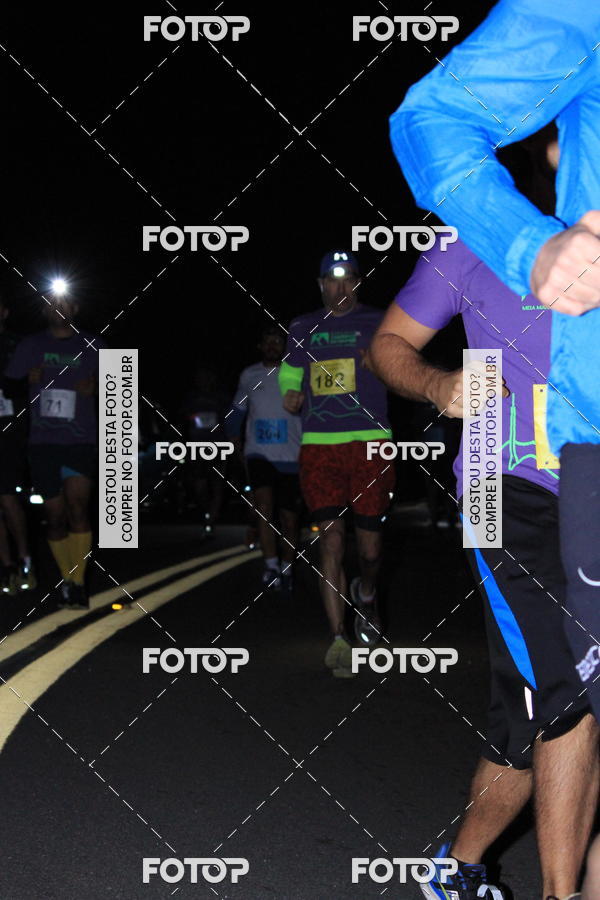 Buy your photos of the eventMeia Maratona Pico do Jaragu - Circuito Caminhos do Mar on Fotop