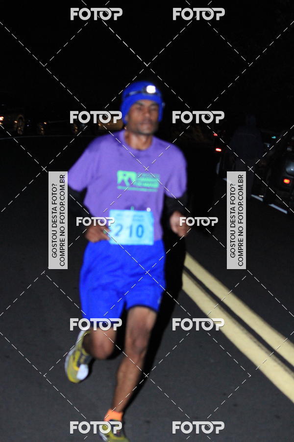 Buy your photos of the eventMeia Maratona Pico do Jaragu - Circuito Caminhos do Mar on Fotop