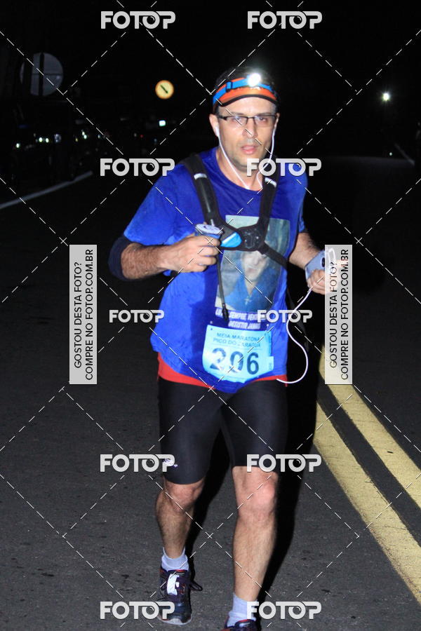 Buy your photos of the eventMeia Maratona Pico do Jaragu - Circuito Caminhos do Mar on Fotop