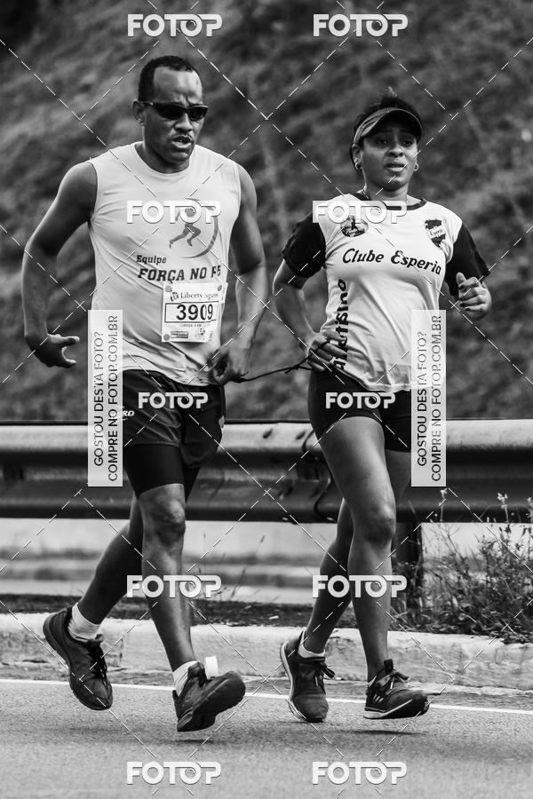 Buy your photos of the eventFotos de Corrida em Preto & Branco on Fotop