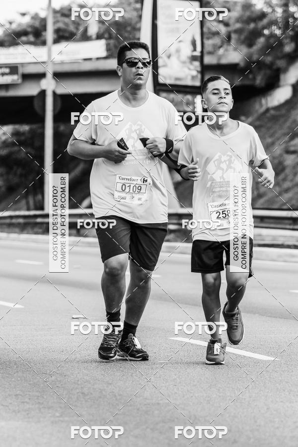 Buy your photos of the eventFotos de Corrida em Preto & Branco on Fotop