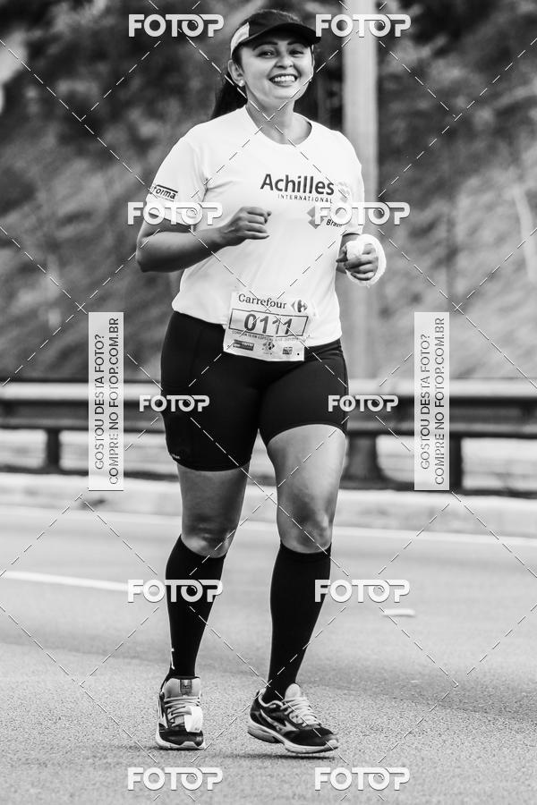 Buy your photos of the eventFotos de Corrida em Preto & Branco on Fotop