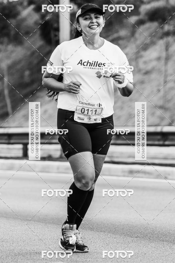 Buy your photos of the eventFotos de Corrida em Preto & Branco on Fotop