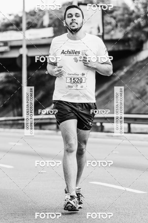 Buy your photos of the eventFotos de Corrida em Preto & Branco on Fotop