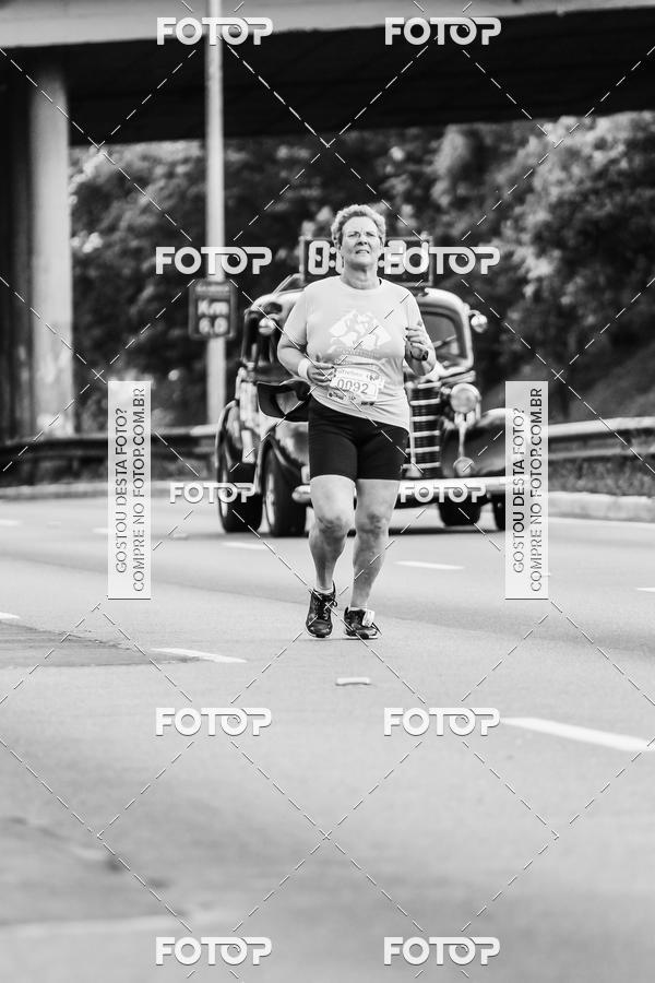 Buy your photos of the eventFotos de Corrida em Preto & Branco on Fotop